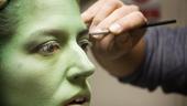 Nicole Parker Backstage at Wicked – eyes3