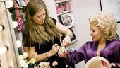 Megan Hilty backstage – bracelet